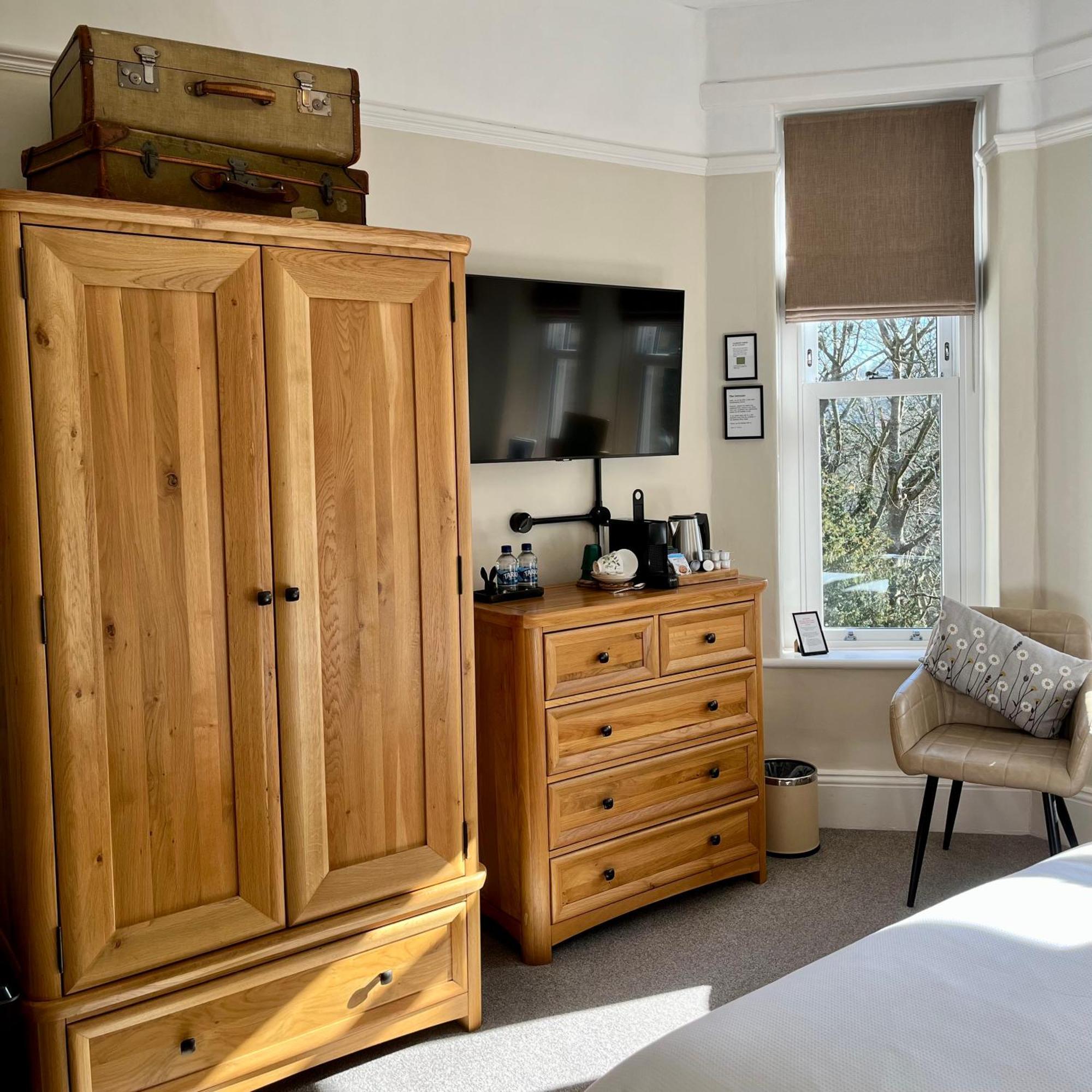 The Devonian Hotel อิลฟราคูมบ์ ภายนอก รูปภาพ